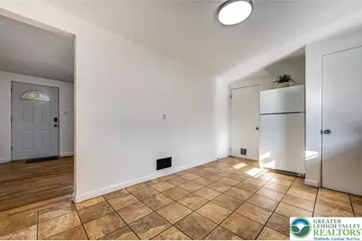 819 Fairview Avenue, Stroud Twp, PA 18360 - Photo 13