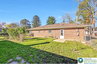 819 Fairview Avenue, Stroud Twp, PA 18360 - Photo 7