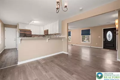 3651 Timberlane Drive, Palmer Twp, PA 18045 - Photo 9