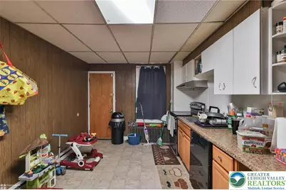 705 N Front Street, Allentown City, PA 18102 - Photo 11