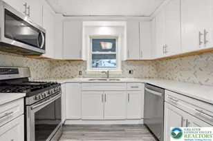 1326 Ferry St, Easton, PA 18042 - Photo 11