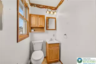 8161 Valley View Rd, East Allen Township, PA 18067 - Photo 27