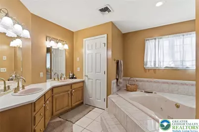 4435 Christine Court, Hanover Twp, PA 18017 - Photo 21