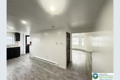 735 Main Street #Apt 2, Hanover Township, PA 18706 - Photo 7