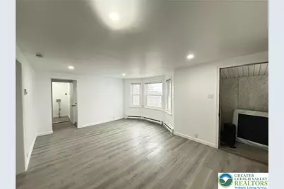 735 Main Street #Apt 2, Hanover Township, PA 18706 - Photo 3