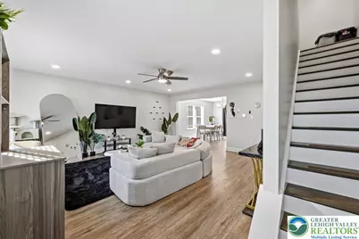 839 Lynnwood Street, Salisbury Township, PA 18103 - Photo 17