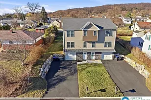 839 Lynnwood St, Salisbury Township, PA 18103 - Photo 3