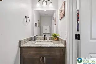 839 Lynnwood St, Salisbury Township, PA 18103 - Photo 19