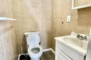 424 E Cranberry Ave, Hazle Township, PA 18201 - Photo 31