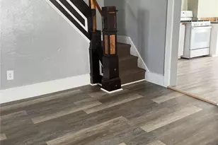 424 E Cranberry Ave, Hazle Township, PA 18201 - Photo 11