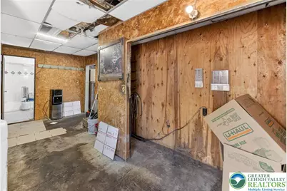 455 Morvale Road, Williams Township, PA 18042 - Photo 9