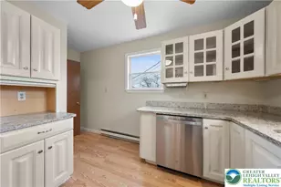 6527 Walnut Ln, Coopersburg Boro, PA 18036 - Photo 9