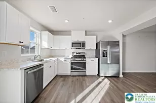 2142 Cross Country Rd, Northampton Boro, PA 18067 - Photo 15