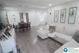 3863 Mauch Chunk Rd, Allentown City, PA 18104 - Photo 11