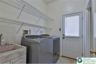 4701 Kathi Drive, Hanover Twp, PA 18017 - Photo 39