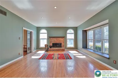 4701 Kathi Drive, Hanover Twp, PA 18017 - Photo 11