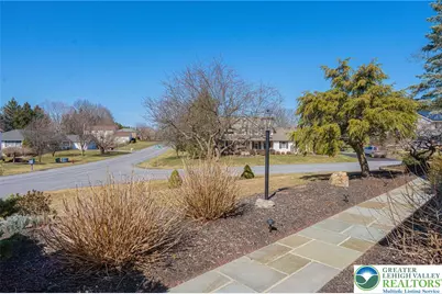 362 Hillview Drive, Lower Nazareth Twp, PA 18064 - Photo 11