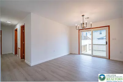 3442 Hickory Circle, South Whitehall Township, PA 18103 - Photo 9