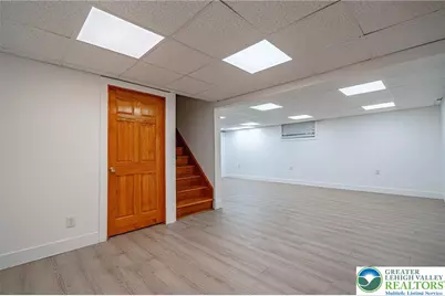 3442 Hickory Circle, South Whitehall Township, PA 18103 - Photo 23