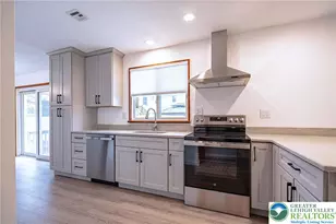 3442 Hickory Cir, South Whitehall Township, PA 18103 - Photo 11