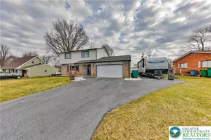 7270 Heather Rd, Lower Macungie Township, PA 18062 - Photo 3