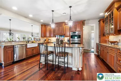 5560 Tuscany Court, Upper Saucon Township, PA 18036 - Photo 7