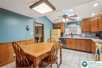 773 E Rock Road, Allentown City, PA 18103 - Photo 17