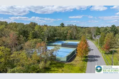 1654 Stag Run, Tobyhanna Twp, PA 18347 - Photo 93