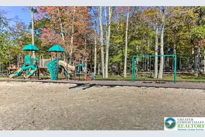 1654 Stag Run, Tobyhanna Twp, PA 18347 - Photo 91