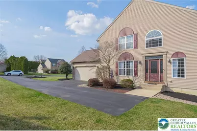 2161 Woodridge Drive, Lower Macungie Township, PA 18062 - Photo 5