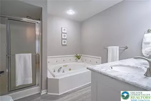 2161 Woodridge Dr, Lower Macungie Township, PA 18062 - Photo 25