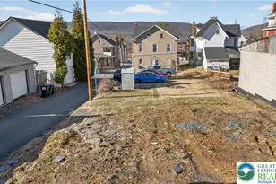 117 E Church St, Slatington Boro, PA 18080 - Photo 45