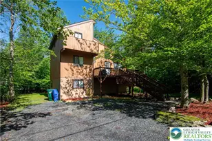 1783 Rolling Hills Dr, Coolbaugh Twp, PA 18466 - Photo 1