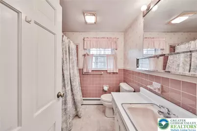 2440 S Fountain Street, Allentown City, PA 18103 - Photo 25