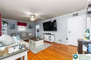 18 S Callowhill St, Topton Boro, PA 19562 - Photo 7