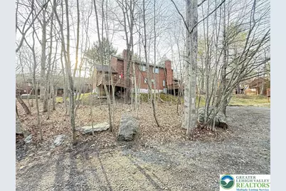 524 Wales Court, Lehman Twp, PA 18324 - Photo 3