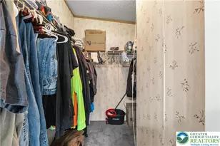 7894 Leaser Rd, Lynn Township, PA 19529 - Photo 5