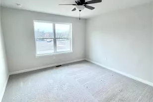 7512 Clayton Ave, Upper Saucon Township, PA 18036 - Photo 15