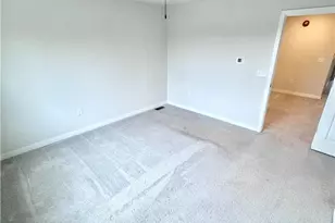 7512 Clayton Ave, Upper Saucon Township, PA 18036 - Photo 17