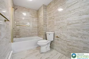 142 Towering Ct, Chestnuthill Twp, PA 18353 - Photo 33