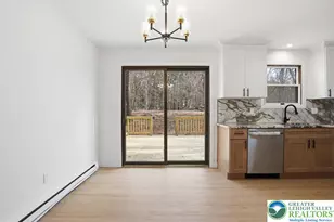 142 Towering Ct, Chestnuthill Twp, PA 18353 - Photo 19