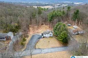 275 Sundance Rd, Chestnuthill Twp, PA 18330 - Photo 3