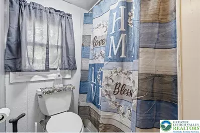 10 E Zimmer Drive, Lehigh Township, PA 18088 - Photo 33