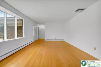 3922 Oakhurst Drive, Upper Saucon Township, PA 18034 - Photo 7