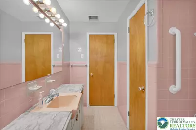 3922 Oakhurst Drive, Upper Saucon Township, PA 18034 - Photo 19