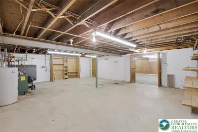 3922 Oakhurst Drive, Upper Saucon Township, PA 18034 - Photo 33