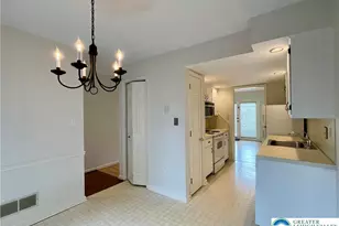 573 Ponds Edge Ln, Allentown City, PA 18104 - Photo 7