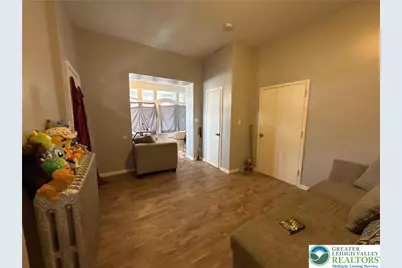 542 N 6th Street, Allentown City, PA 18102 - Photo 5