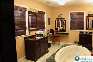 3045 W Scenic Dr, Moore Township, PA 18038 - Photo 17