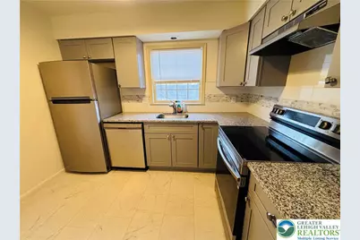 203 E Emmaus Avenue #1, Salisbury Township, PA 18103 - Photo 3